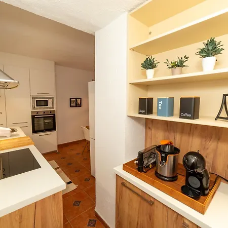 Apartamento Centrico De Dos Habitaciones Almunecar Exterior photo